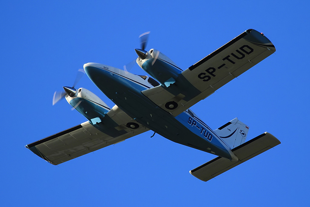 SP-TUD (34-49412) Piper PA-34-220T Seneca V