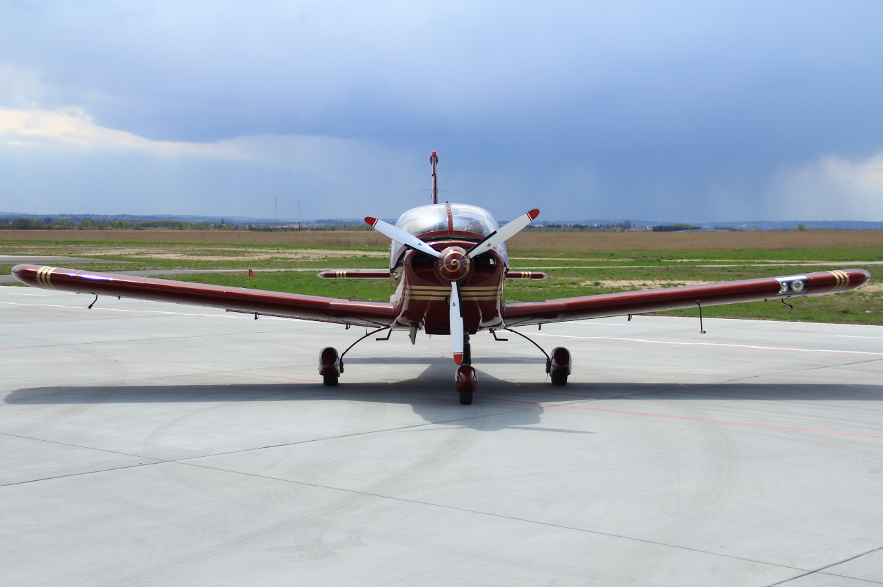 SP-TZZ (cn 000768) Zlin Z-242L