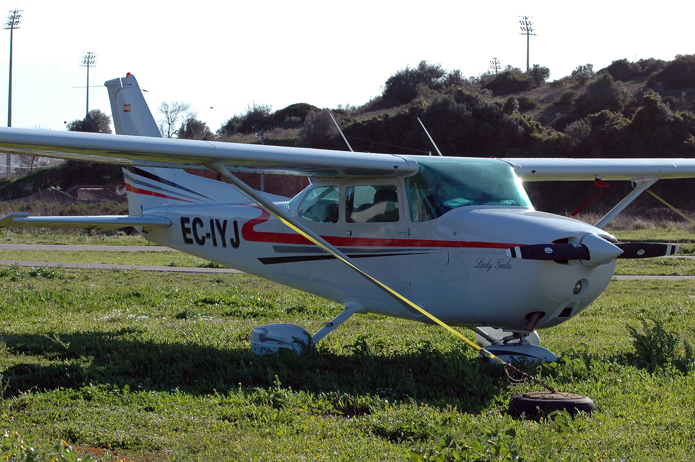 EC-IYJ (F17201940) Cessna 172 Skyhawk N