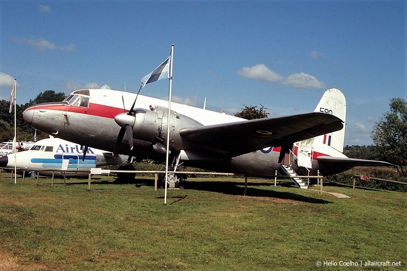 VX580 (432) 1950 Vickers 659 Valetta C2