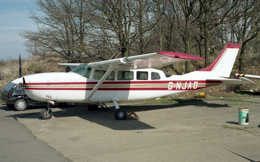 G-NJAG (207-00093) Cessna 207 Skywagon 207