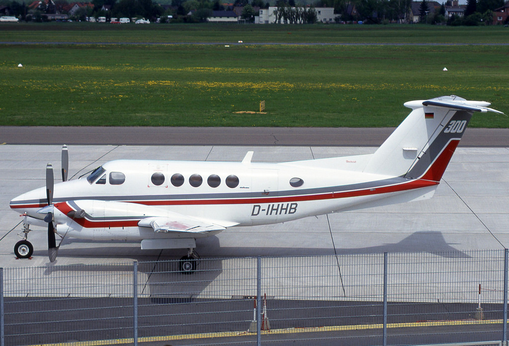 D-IHHB, (cn FA-223), Beechcraft 300LW Super King Air