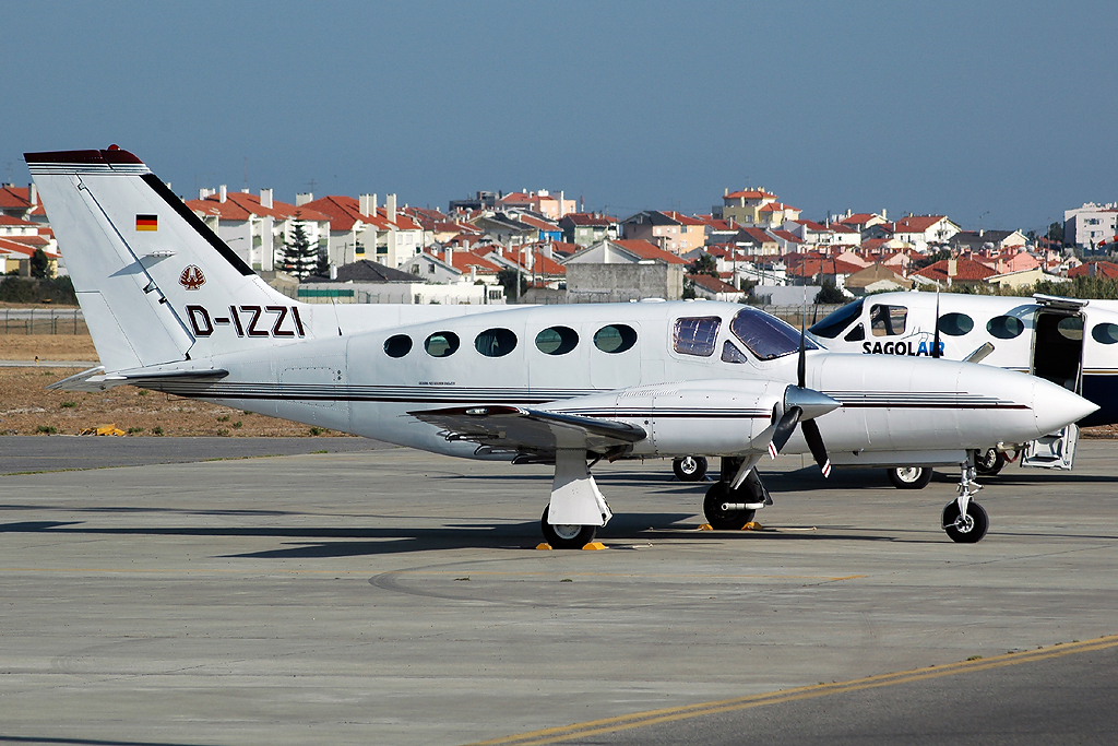 D-IZZI (421C-1256) Cessna 421C Golden Eagle