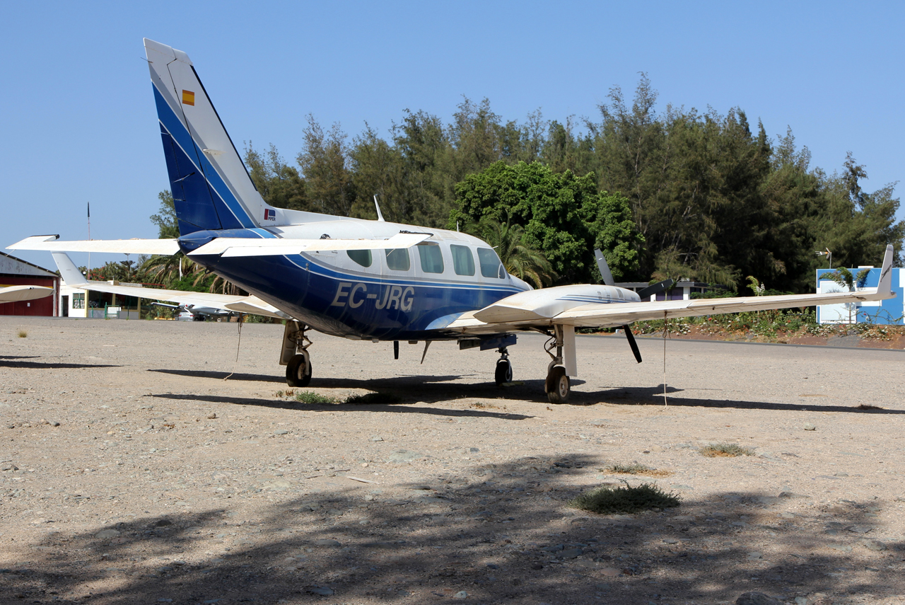 EC-JRG (31-7912052) Piper PA-31-325 Navajo C/R