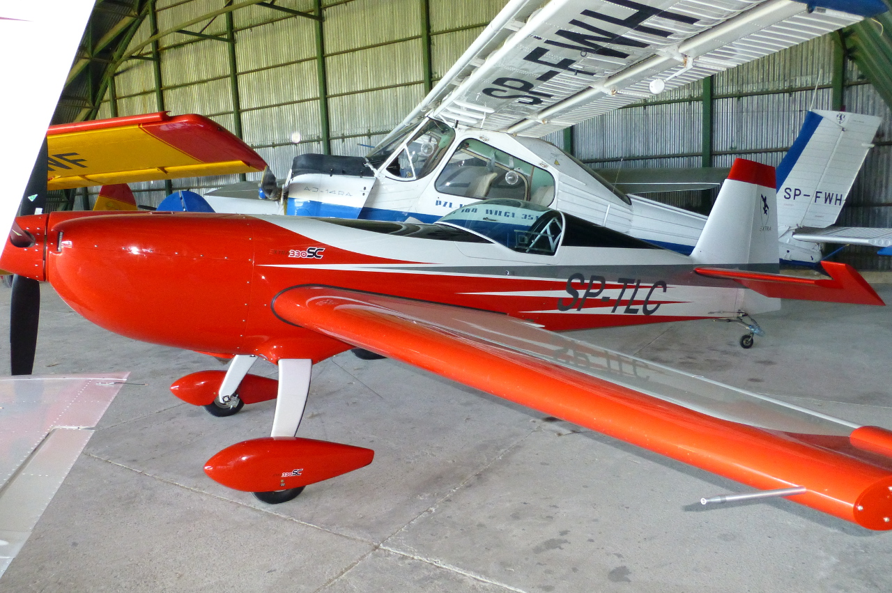 SP-TLC (S-875) Extra 330SC