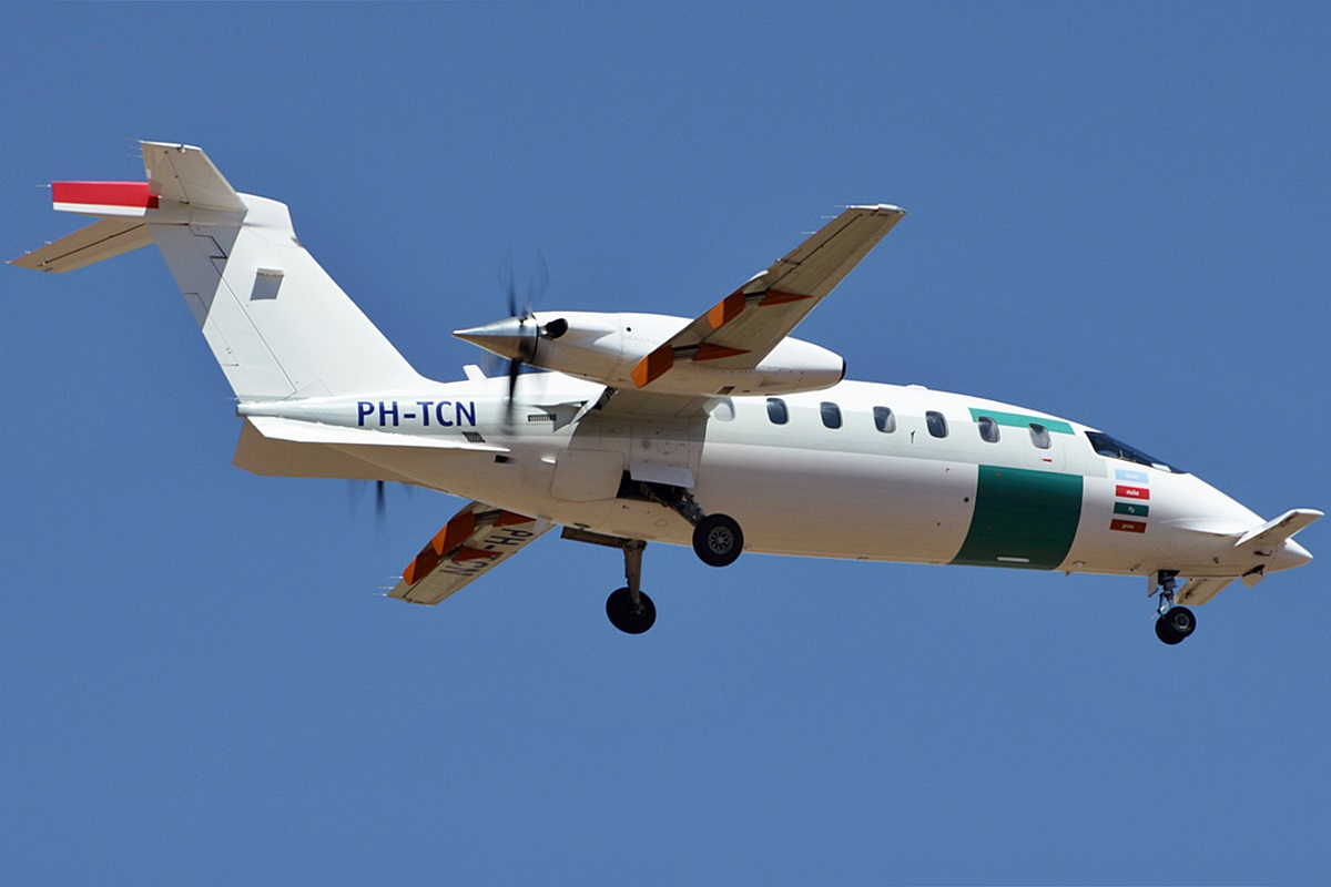 PH-TCN · Piaggio P-180 Avanti · (LPA / GCLP)