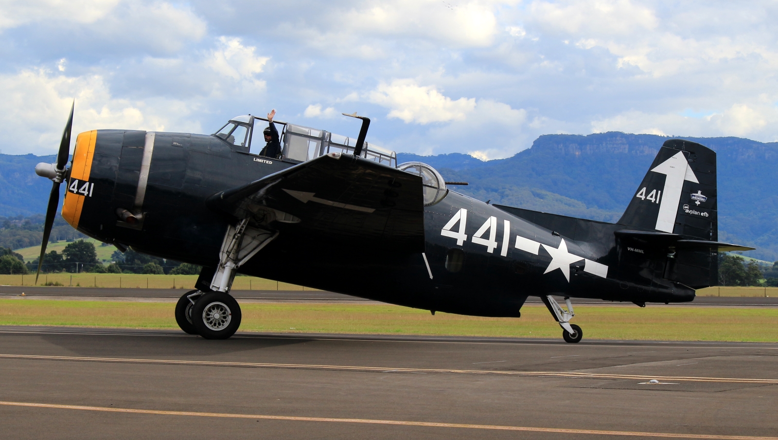 VH-MML (3919) 1957 Grumman TBM-3E Avenger
