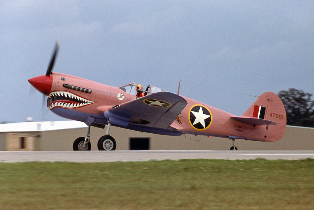 NL222SU / 47619 1944 Curtiss P-40N Warhawk