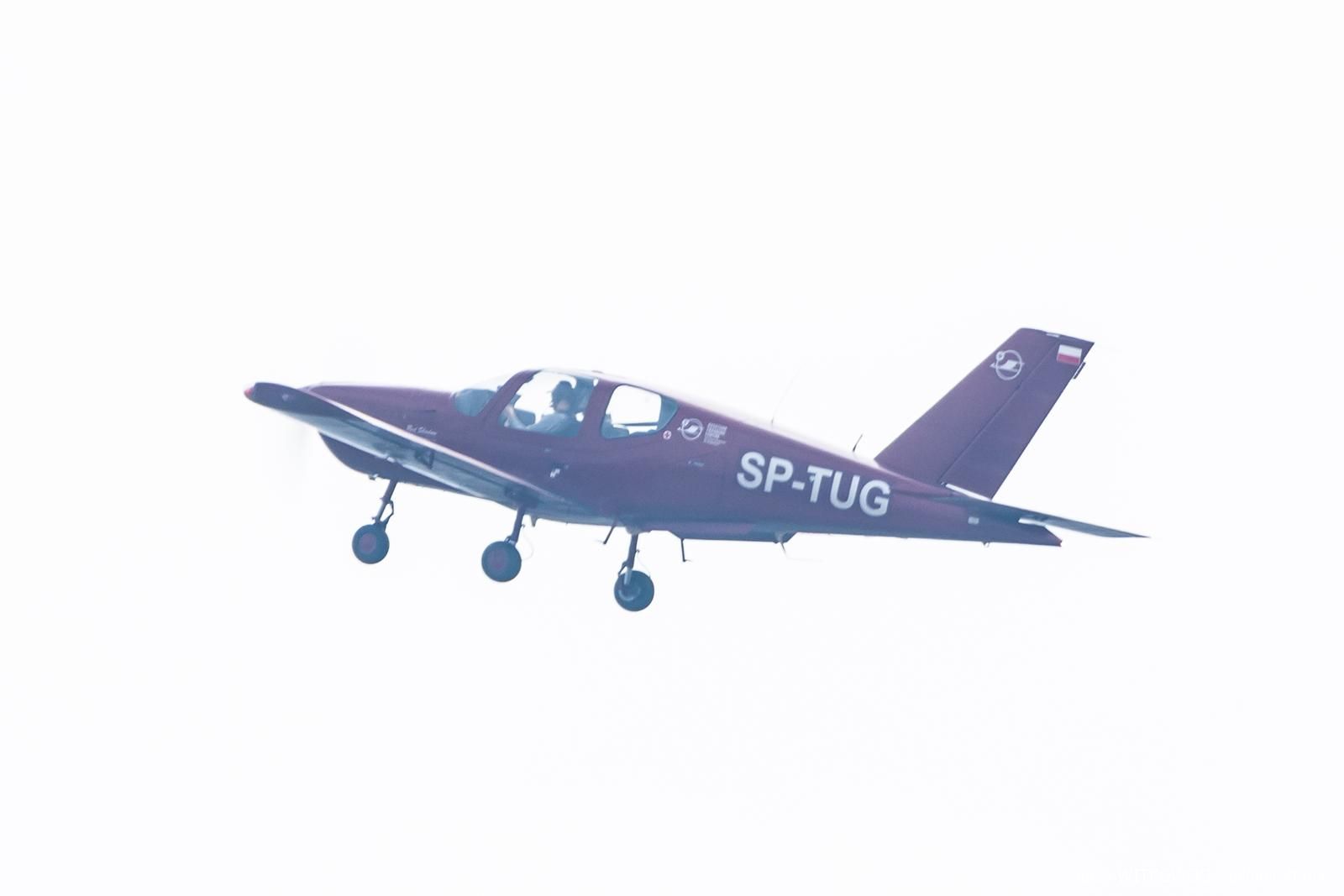 SP-TUG (1268) 1991 Socata TB-9 Tampico