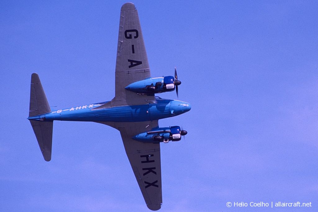 G-AHKX (1333) 1946 Avro 652A Anson C.19 Series 2