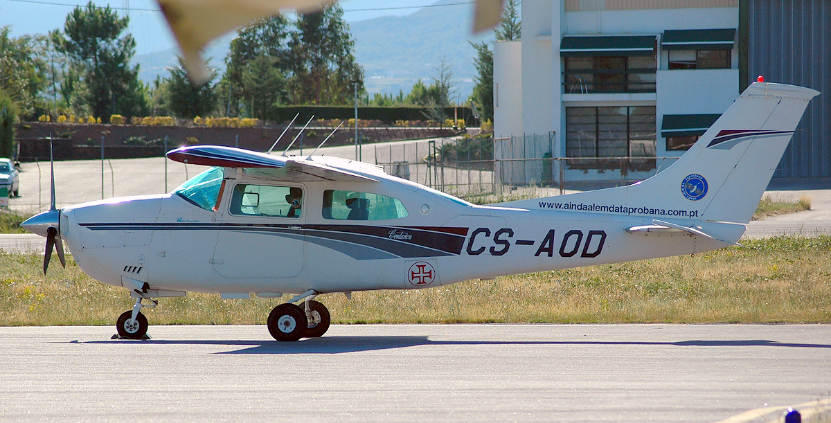CS-AOD (21059722) Cessna 210L Centurion