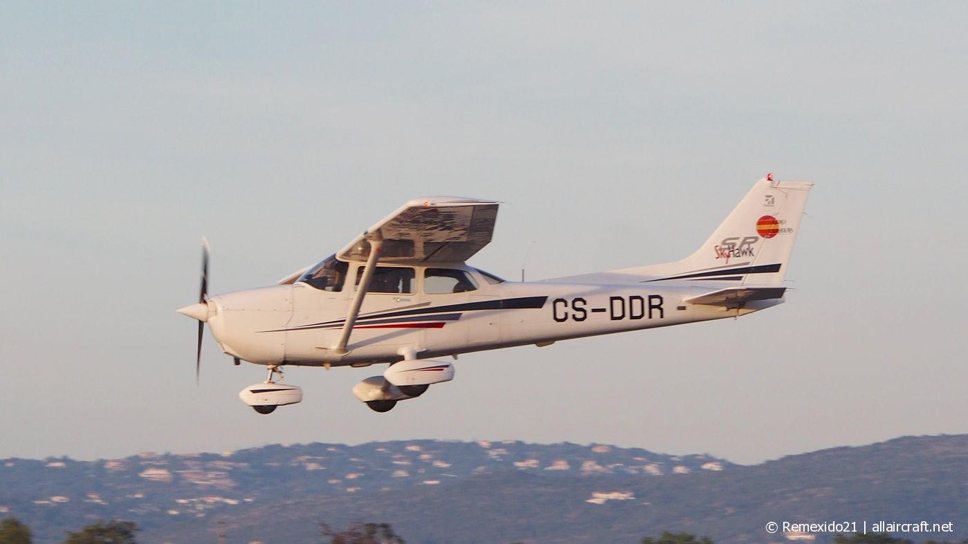 CS-DDR (17258760) Cessna 172S Skyhawk