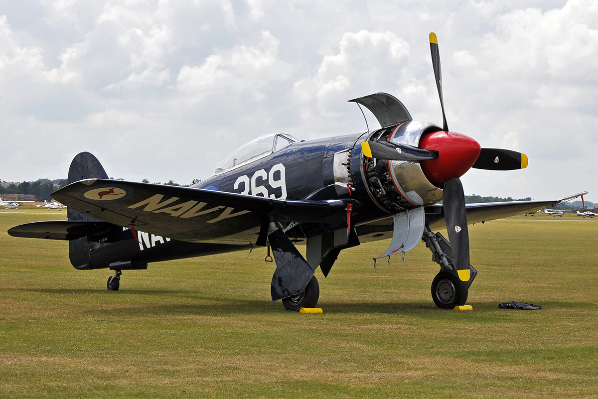 F-AZXL / 369 1948 Hawker Sea Fury FB.II