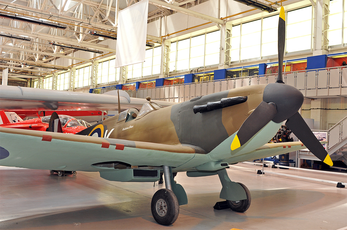 RG904 (BAC.333) 2009 Supermarine Spitfire (replica)
