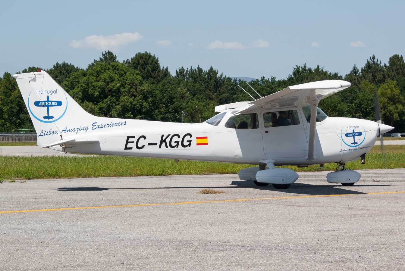 EC-KGG (F172-1571) Cessna 172N Skyhawk