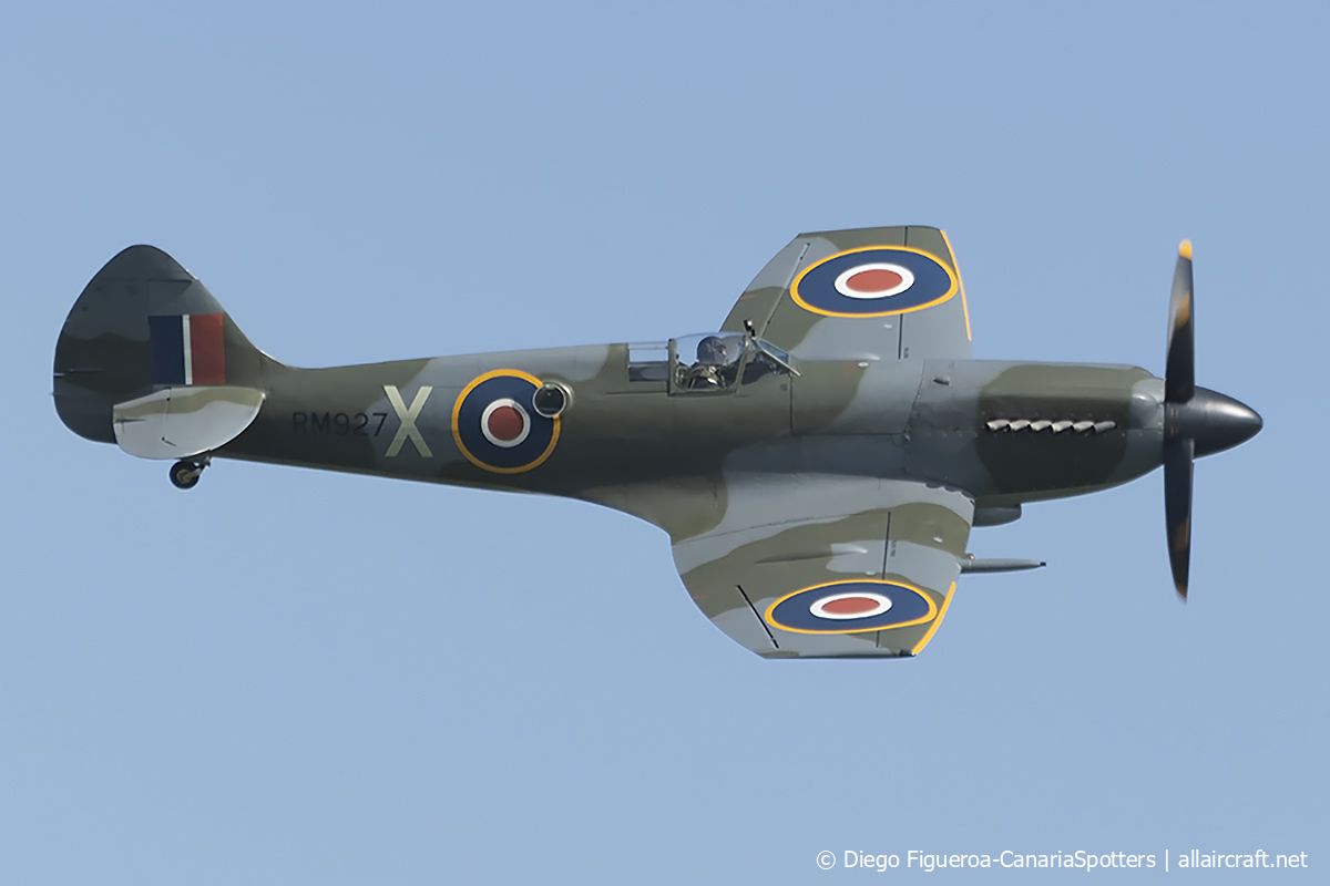 G-SXIV - RM927 1944 Supermarine Spitfire