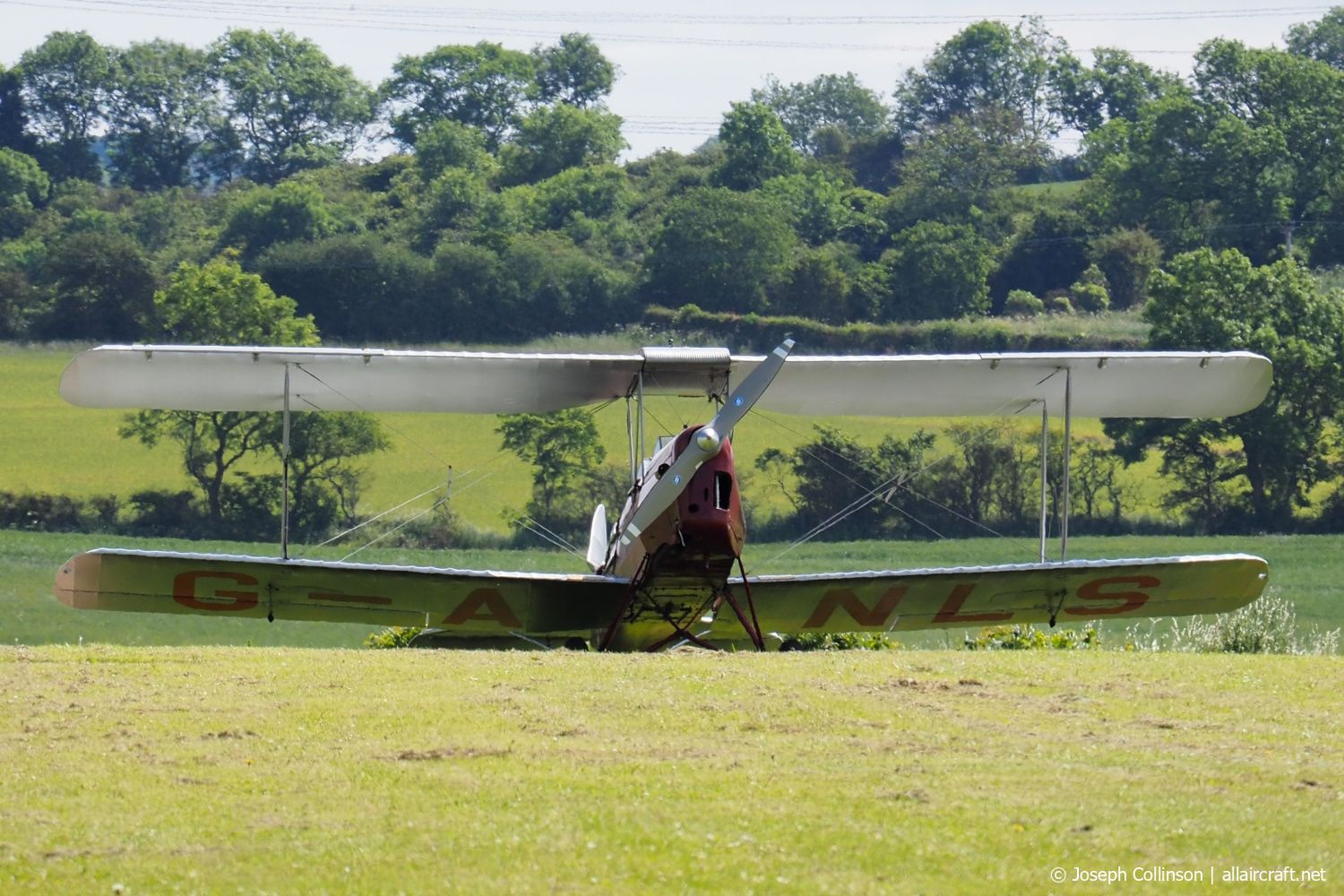 G-ANLS (85862) 1944 DeHavilland DH-82 Tiger Moth