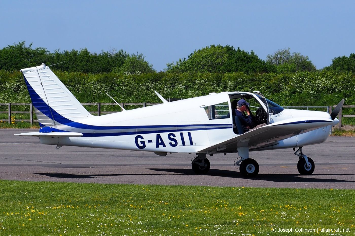 G-ASII (28-1264) 1963 Piper PA-28-180 Cherokee