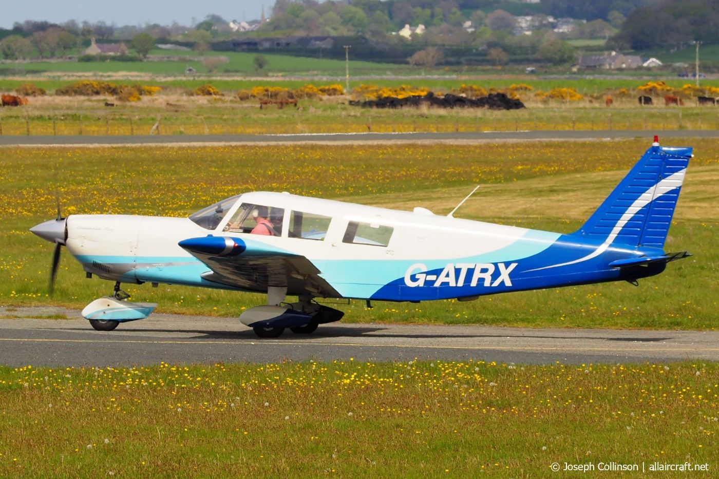 G-ATRX (32-390) 1966 Piper PA-32-260 Cherokee Six