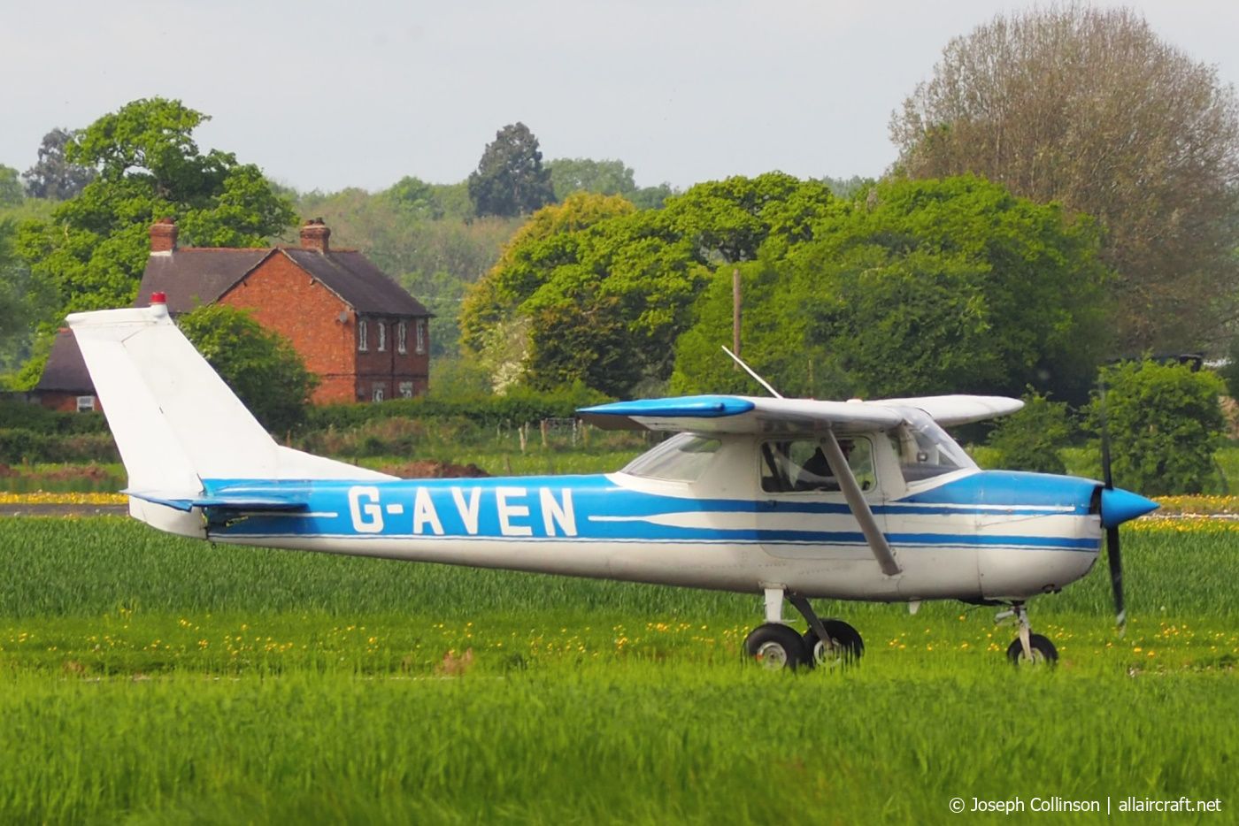 G-AVEN (0202) 1966 Reims-Cessna F150G