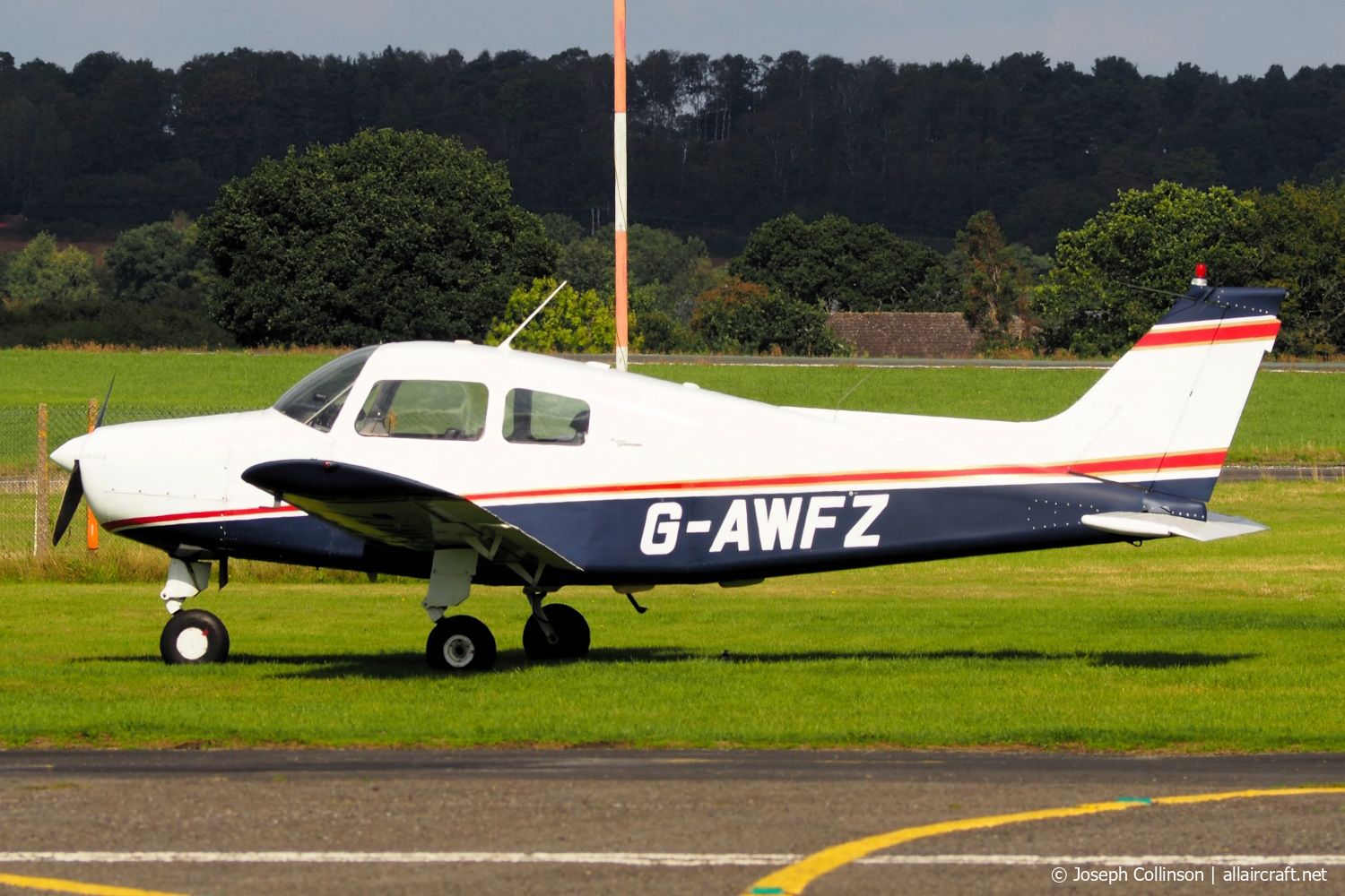 G-AWFZ (MB-323) 1968 Beech 19A Musketeer Sport