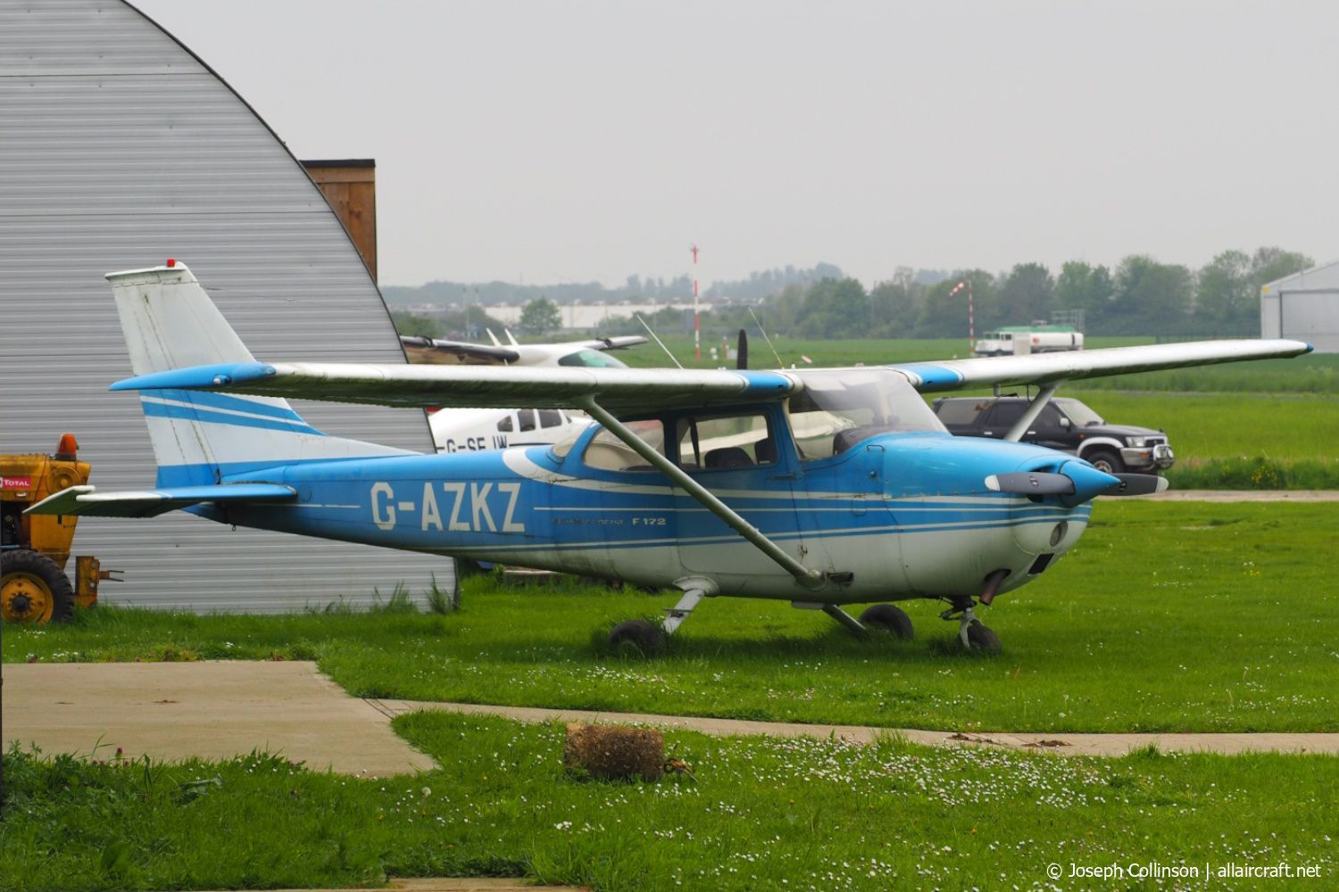 G-AZKZ 1972 Reims-Cessna F172L Skyhawk