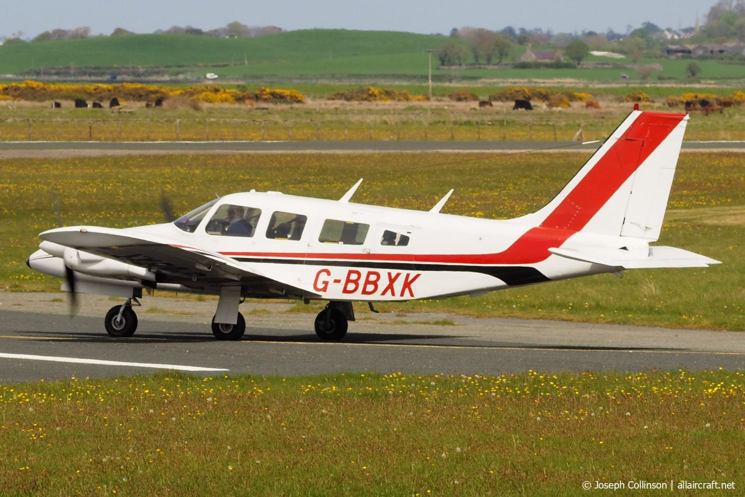 G-BBXK · Piper PA-34-200 Seneca · (EGCK)
