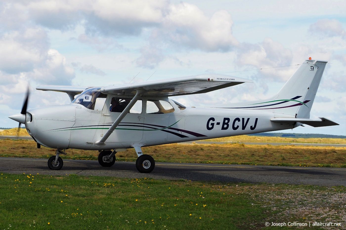 G-BCVJ (1305) 1974 Reims-Cessna F172M Skyhawk
