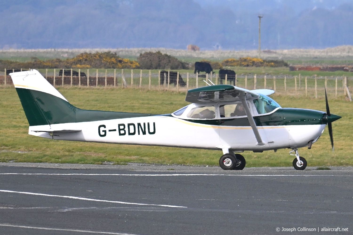 G-BDNU (1405) 1976 Reims-Cessna F172M Skyhawk