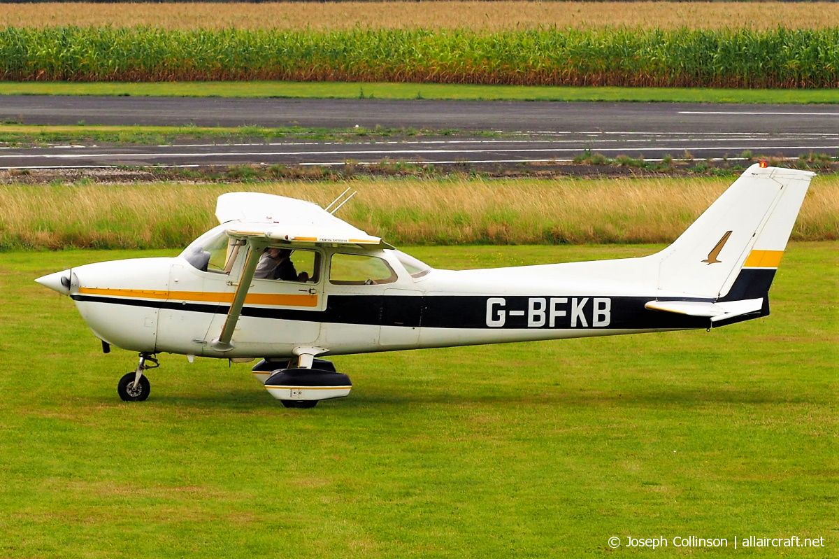 G-BFKB (1601) 1977 Reims-Cessna F172N