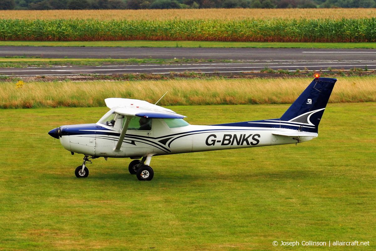 G-BNKS (152-83186) 1979 Cessna 152