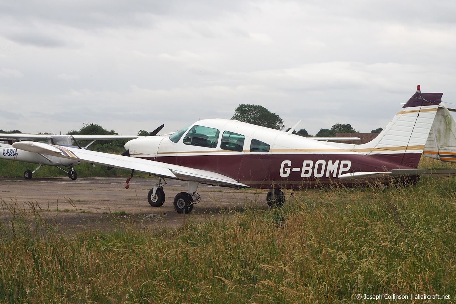 G-BOMP 1977 Piper PA-28-181 Cherokee Archer II