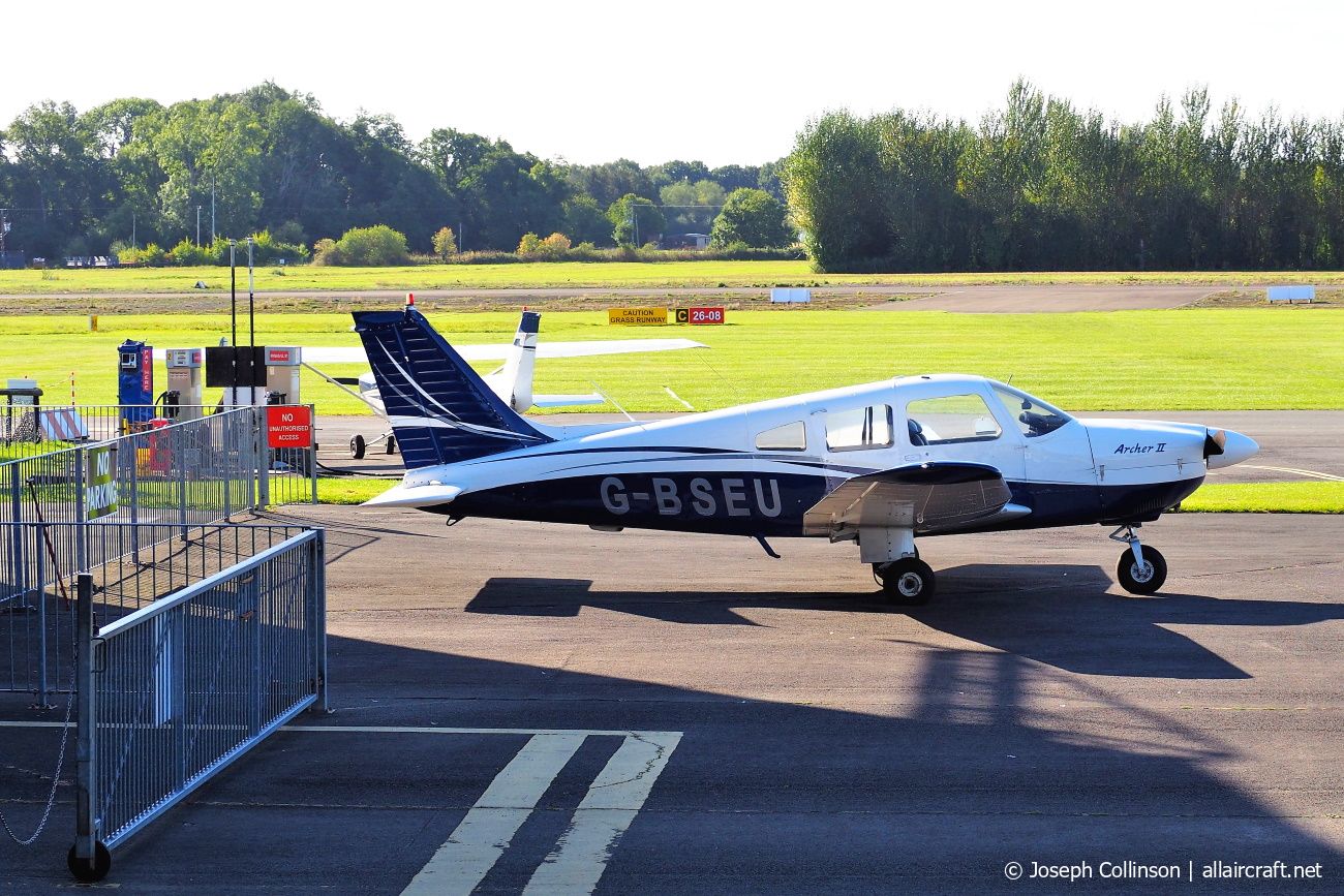 G-BSEU (28-7890108) 1977 Piper PA-28-181 Archer II