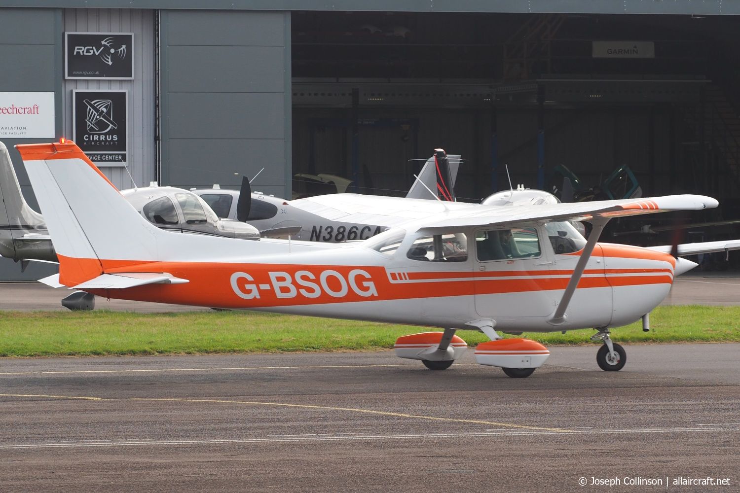 G-BSOG (172-63636) 1974 Cessna 172M