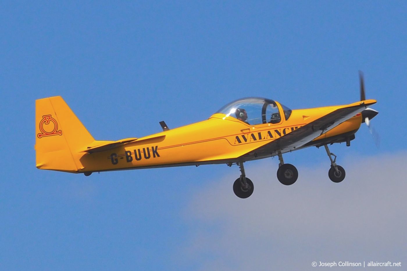 G-BUUK (2121) 1993 Slingsby T67M Mk.2 Firefly
