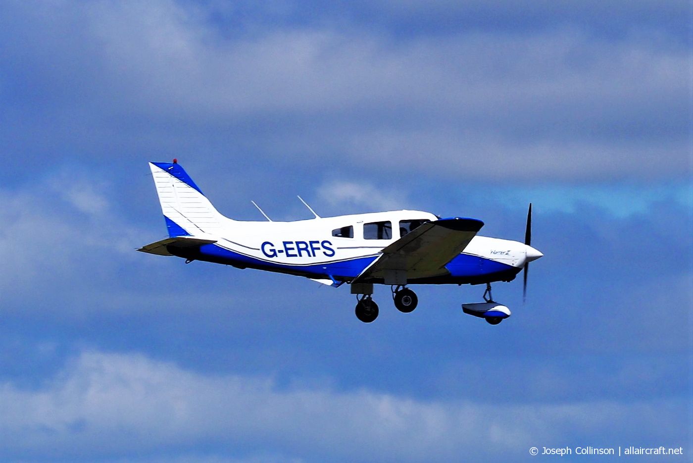 G-ERFS (28-8216051) 1982 Piper PA-28-161 Warrior II