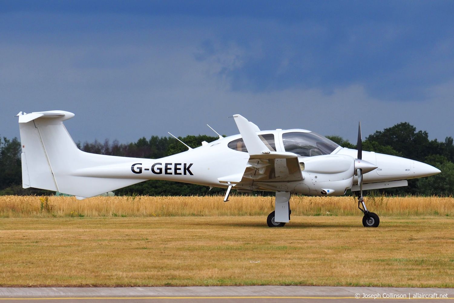 G-GEEK (42.N174) 2015 Diamond DA-42NG Twin Star