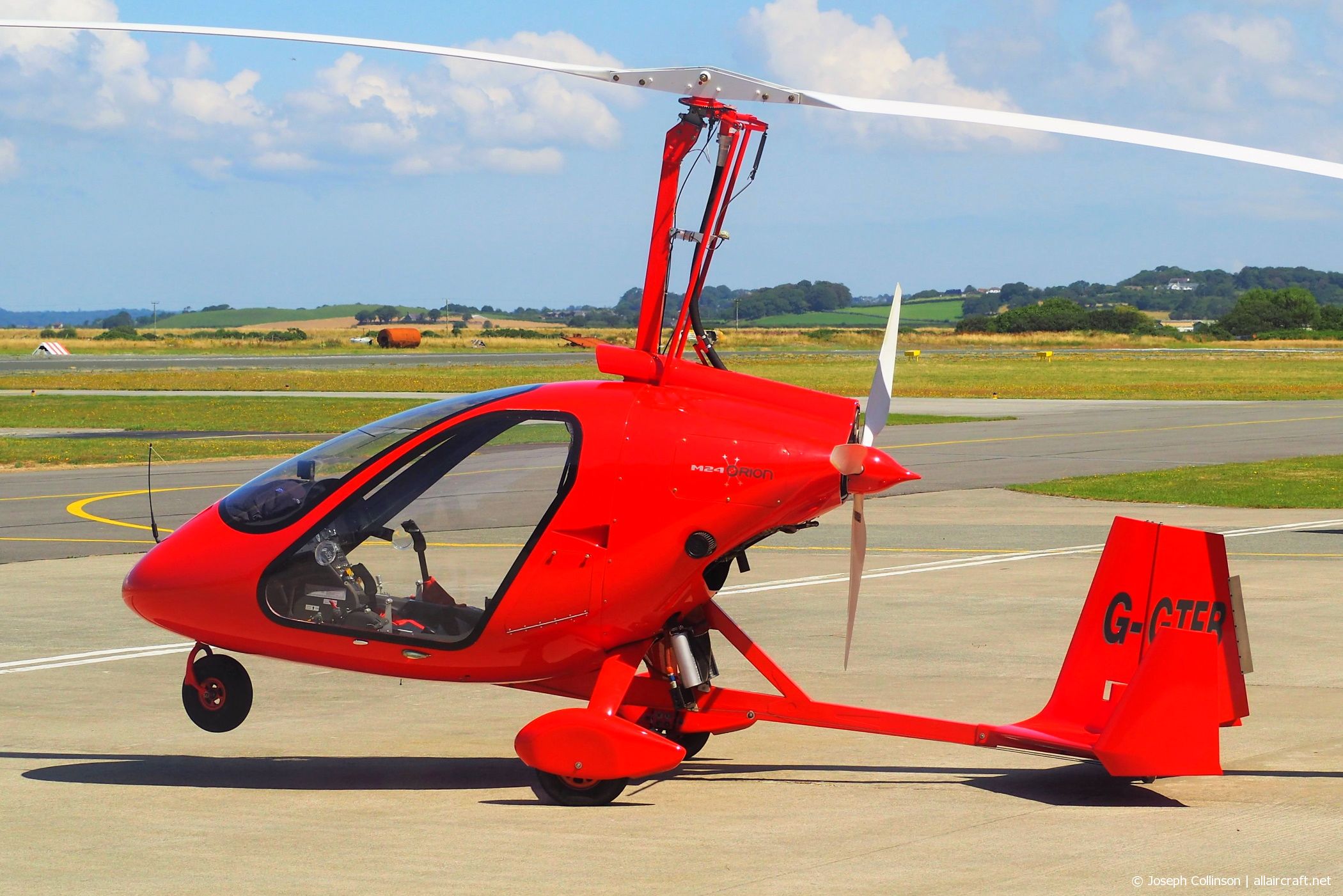 G-GTFB (24-14-8454) Magni M-24C Orion