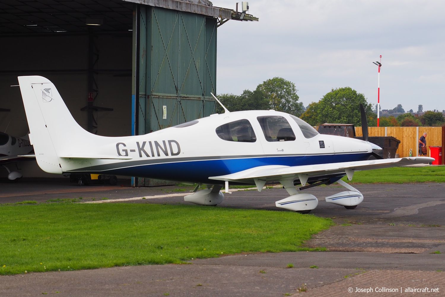 G-KIND (1341) 2004 Cirrus SR-20