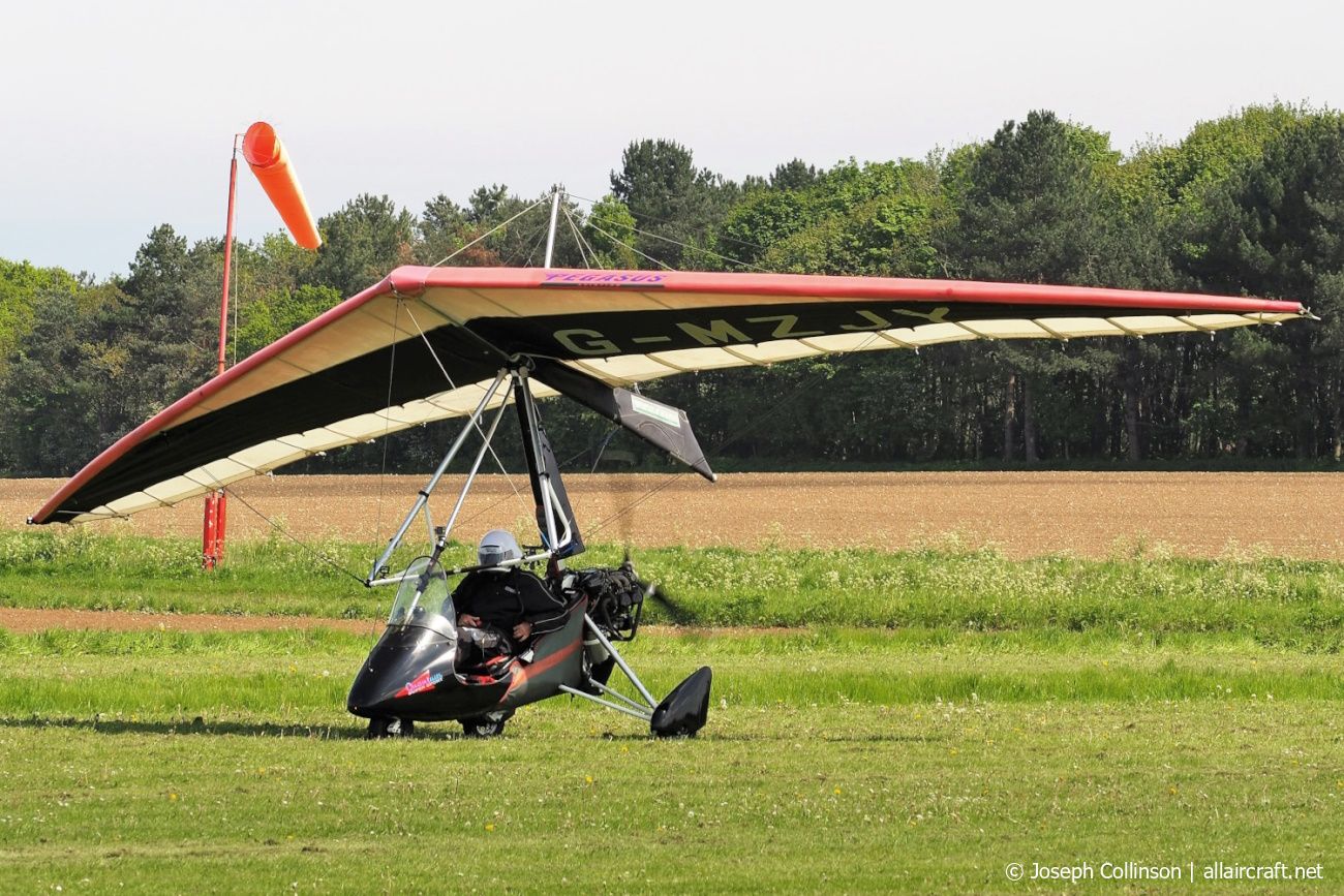 G-MZJY (7394) 1997 Pegasus Quantum 15-912