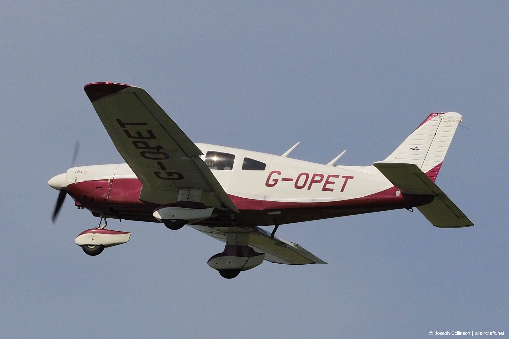 G-OPET (28-7690067) 1975 Piper PA-28-181 Cherokee Archer II