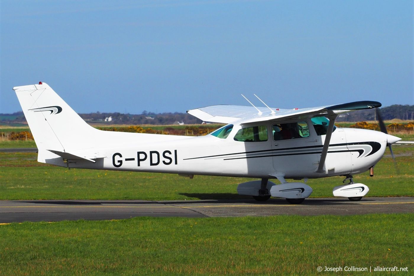 G-PDSI (172-70420) 1978 Cessna 172N