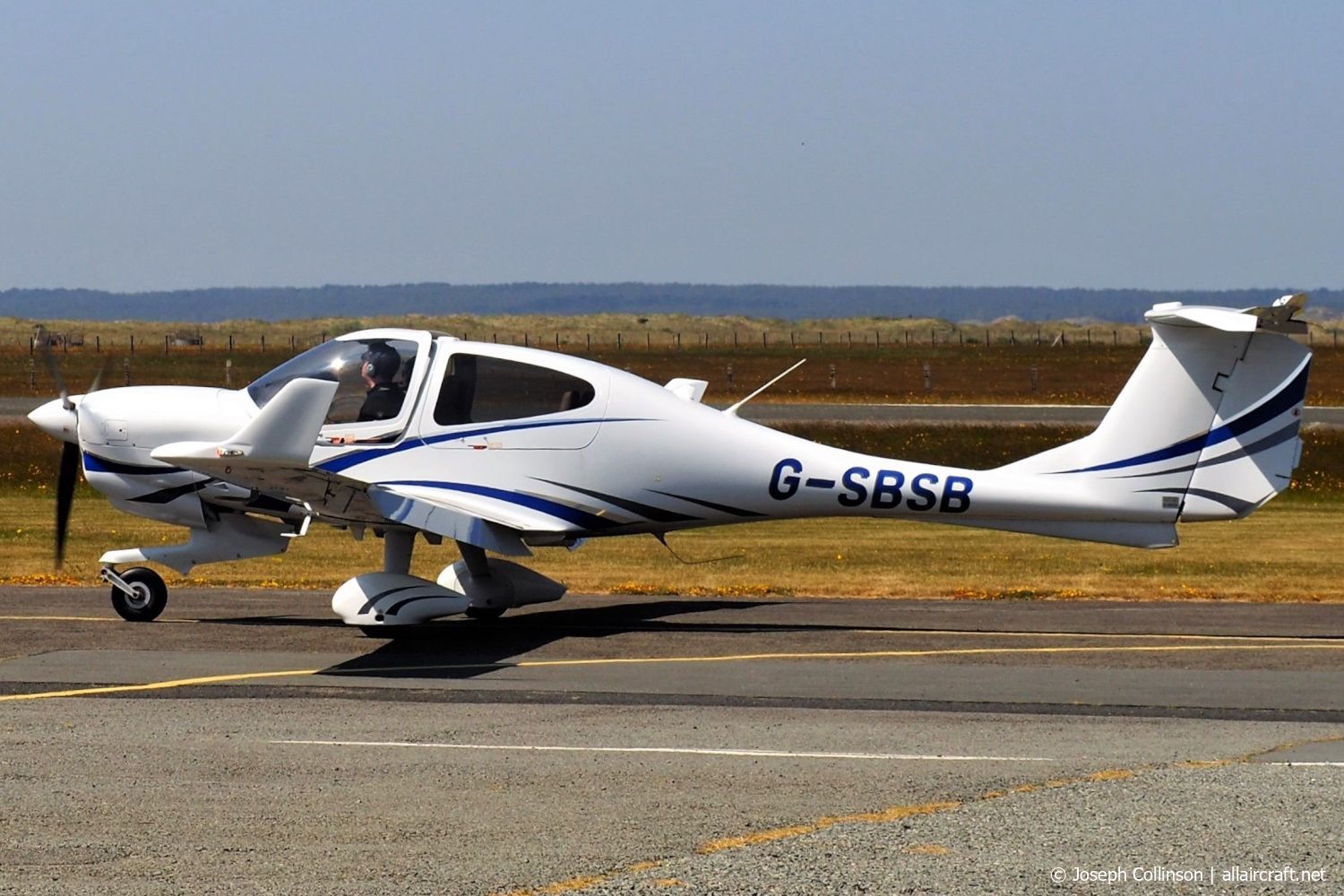 G-SBSB (40.N319) 2016 Diamond DA-40NG Diamond Star
