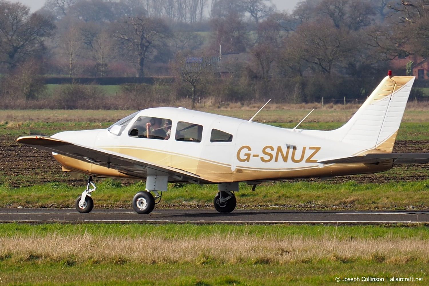 G-SNUZ (28-8416021) 1998 Piper PA-28-161 Cherokee Warrior II