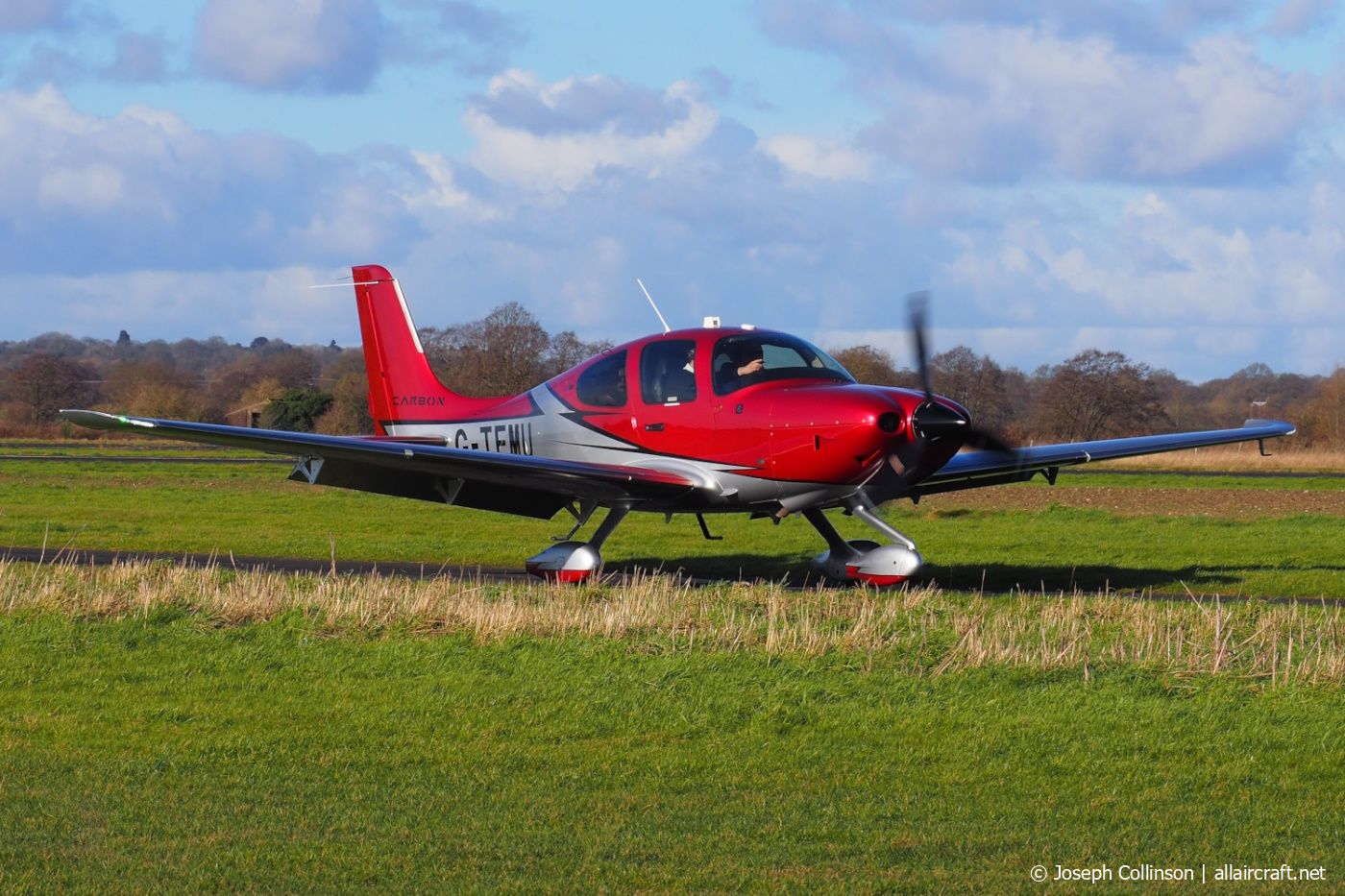 G-TEMU 2022 Cirrus SR22