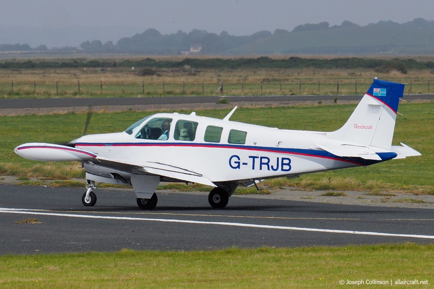 G-TRJB (E-2719) 1992 Beechcraft A36 Bonanza