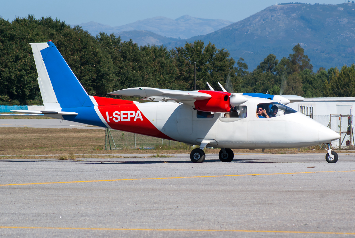 I-SEPA · Partenavia P.68 · (BGZ / LPBR)