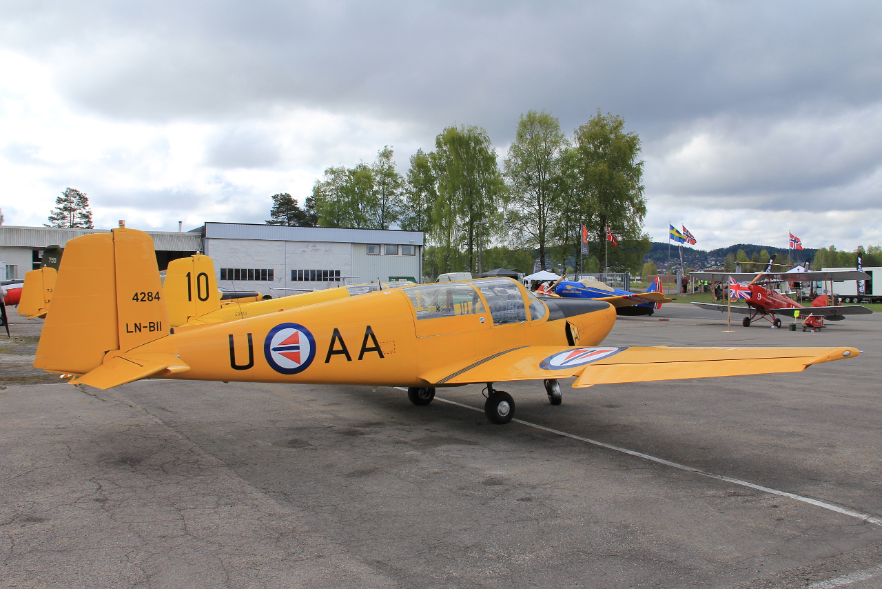 LN-BII / 0074 (91284) Saab 91B Safir