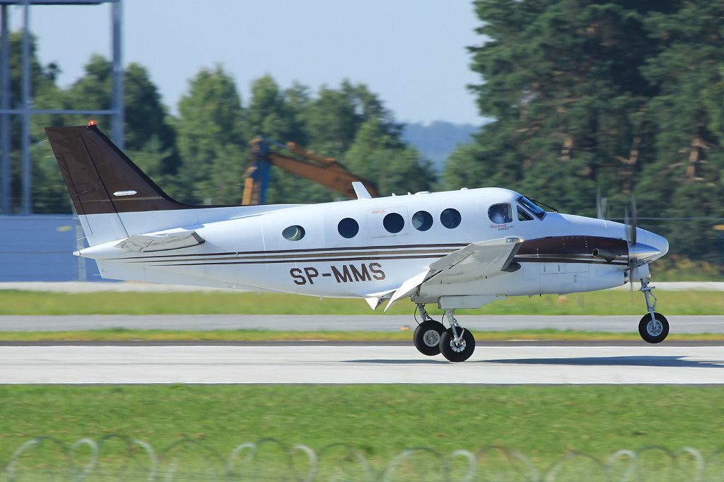 SP-MMS (LJ-1959) Hawker Beechcraft C90GTI
