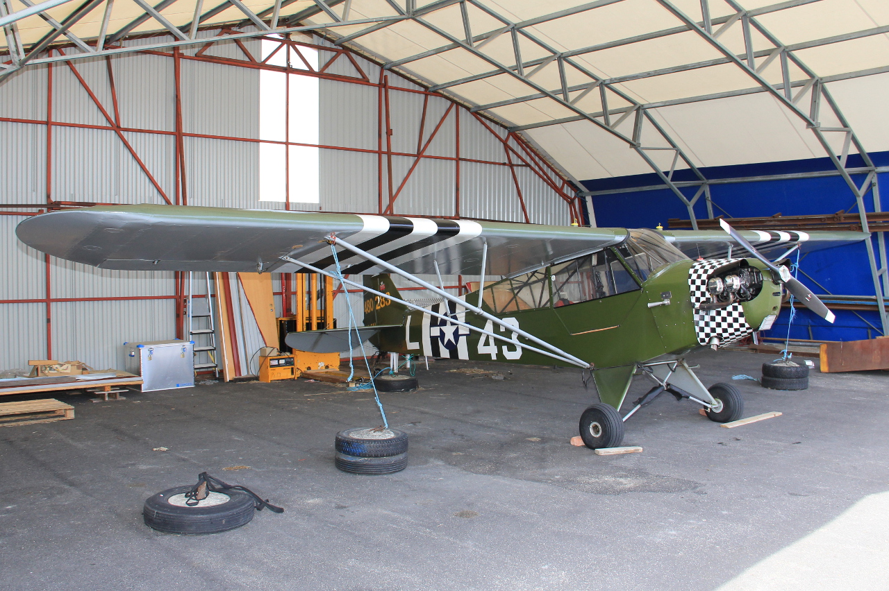 LN-SAI / 480283 Piper L-4J Grasshopper